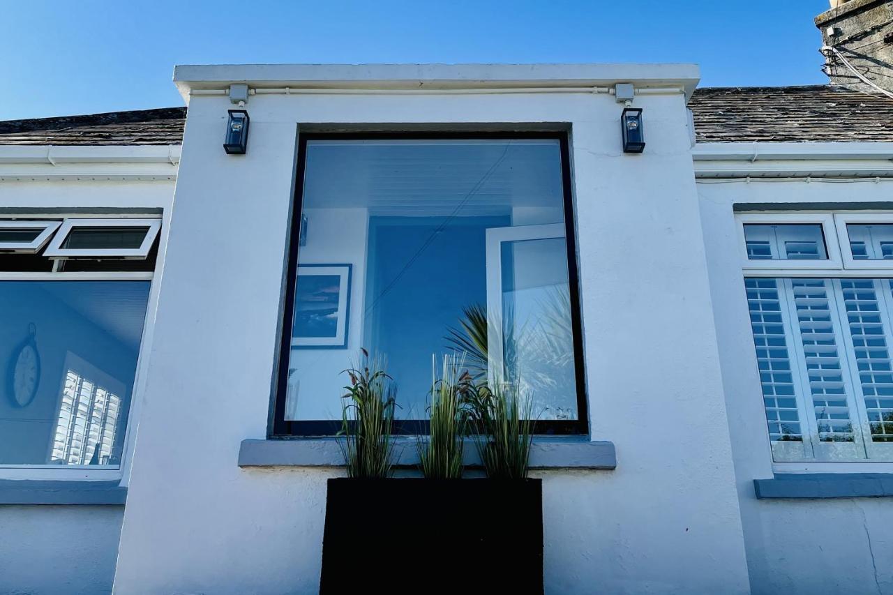 Wavecrest Holiday Cottage By Trident Holiday Homes Garryvoe Exterior photo